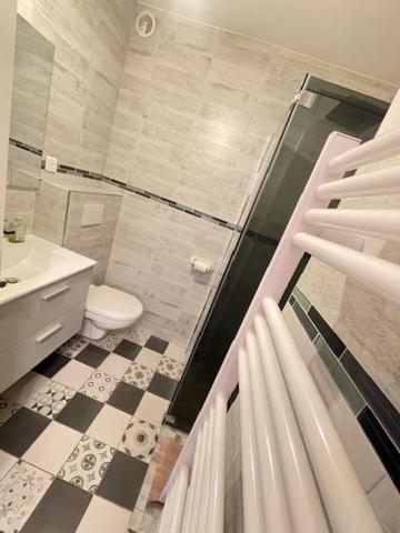 Appartement Face A La Mer Et Au Port Saint Laurent Du Var Avec Jardin Privatif Saint-Laurent-du-Var Exterior foto